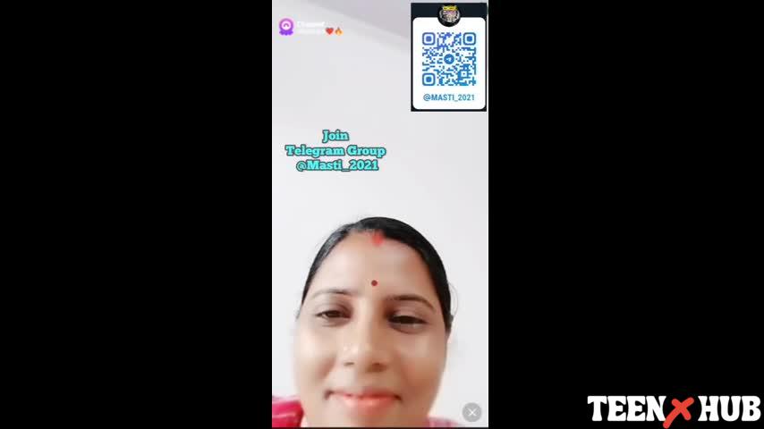 Bhabi Live boobs and pussy show