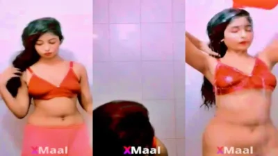Pakistani Girl Nude Bathing