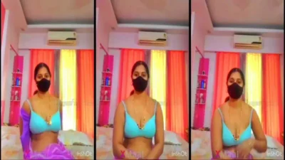 लाइव कैम में Bihari Bhabhi के स्तन दिखाएँ