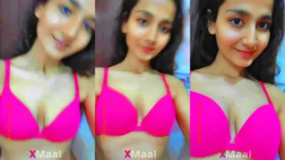 Pink Bra Girl Nude सेल्फी कैम एमएमएस