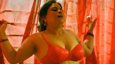 Kundi Mat Khadkao Raja Part 1 EP1 Hot Hindi ULLU Web Series