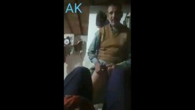 Real Paki Father Fucking his Daughter Painfully Loud Moaning Don’t Miss