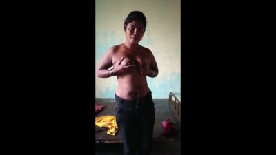 Desi girl getting ready for sex