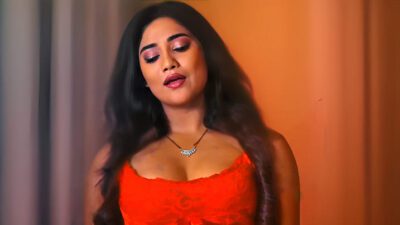 Tere Mere Beech Mein Part 2 EP4 Hot Hindi ULLU Web Series