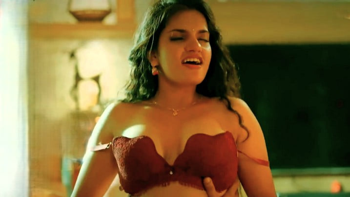 Dil Pe Bojh Part 2 EP6 Hot Hindi ULLU Web Series