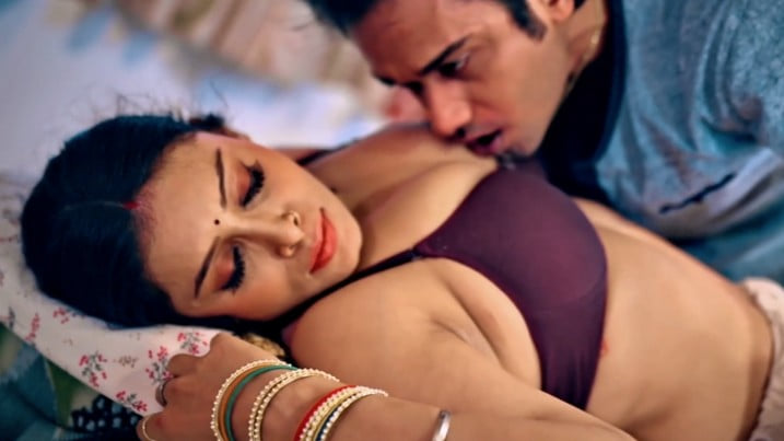 Do Ankhein Chaar Haath P01 EP4 Hot Hindi ULLU Web Series